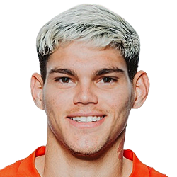 Ayrton Lucas